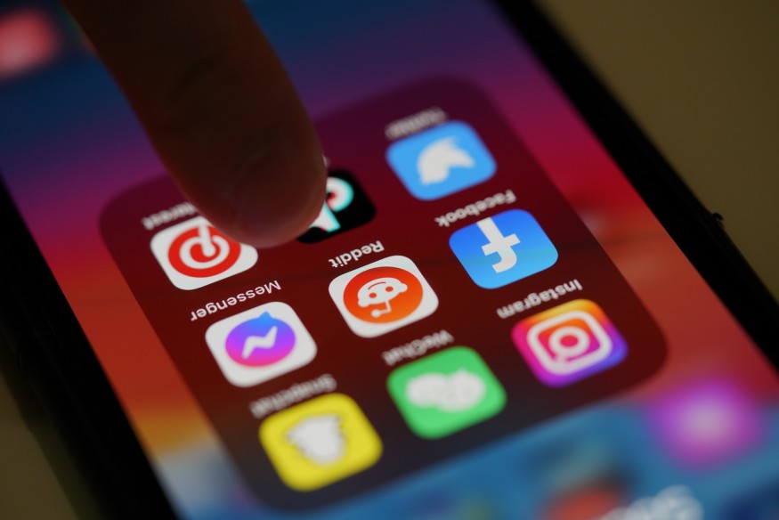 Gabon : une nouvelle loi redéfinit les règles d’usage des réseaux sociaux